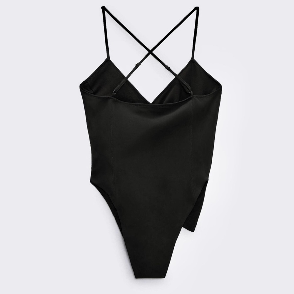 Zara black asymmetrical spaghetti strap V-neck bodysuit sweetheart neckline Sz S